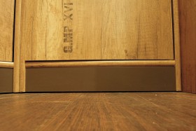 Шкаф для белья «Пилигрим» (Дуб Каньон светлый, Фон серый) в Лесосибирске - lesosibirsk.katalogmebeli.com | фото 7